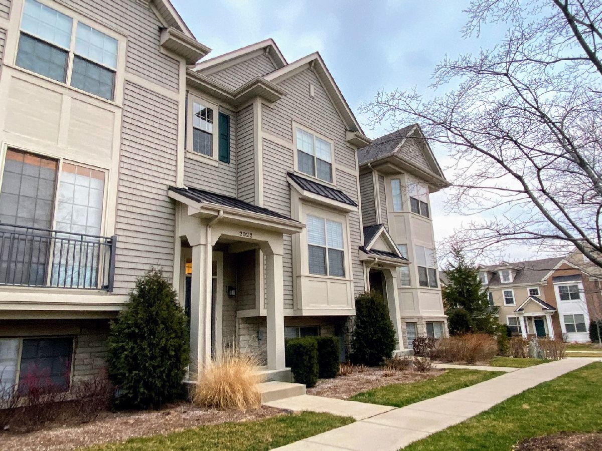 Townhomes & Homes Rented Westgate At The Glen Glenview Illinois, 2022 Dauntless