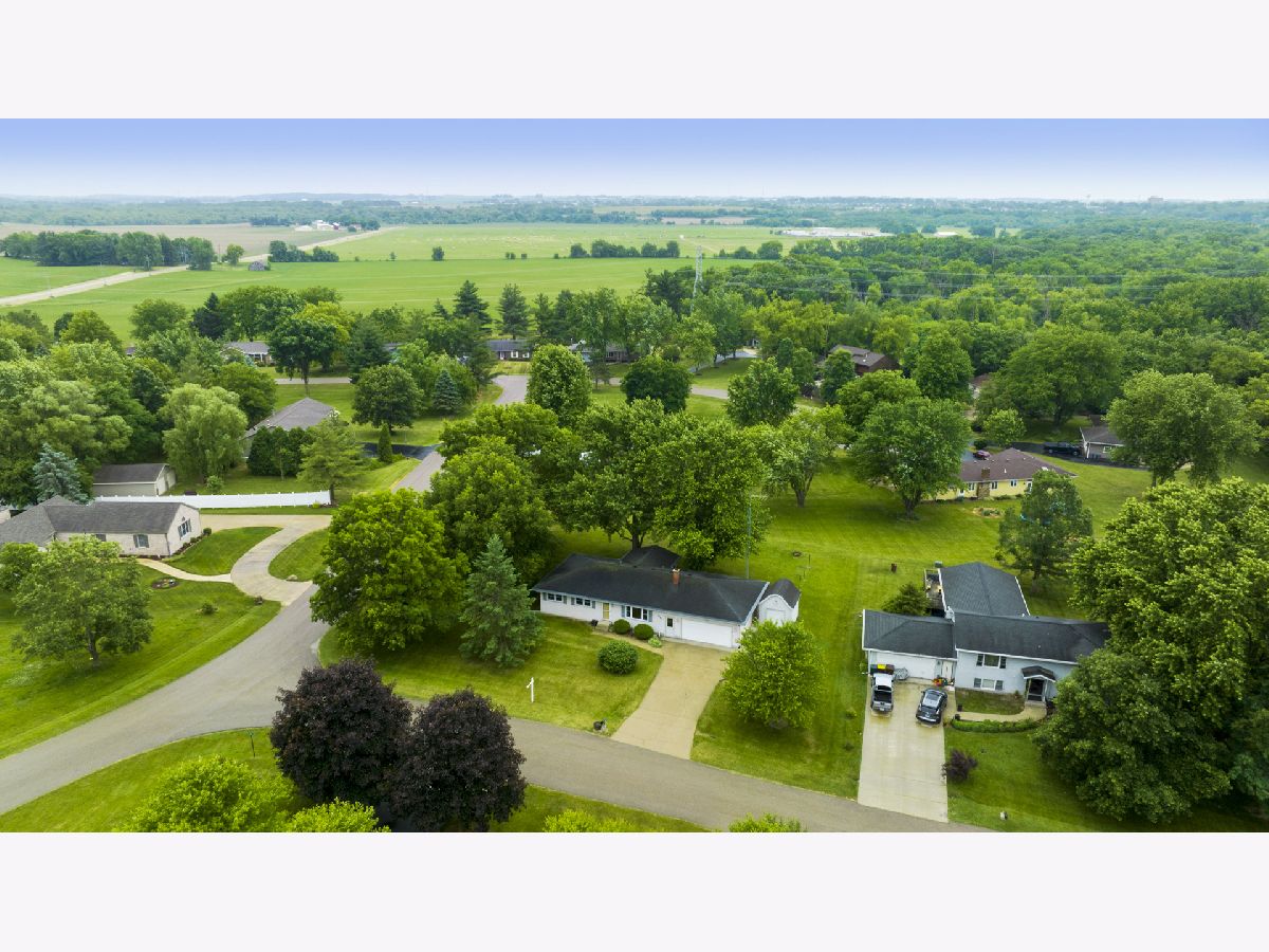  Sold Garden Prairie Illinois, 6865 White Oak