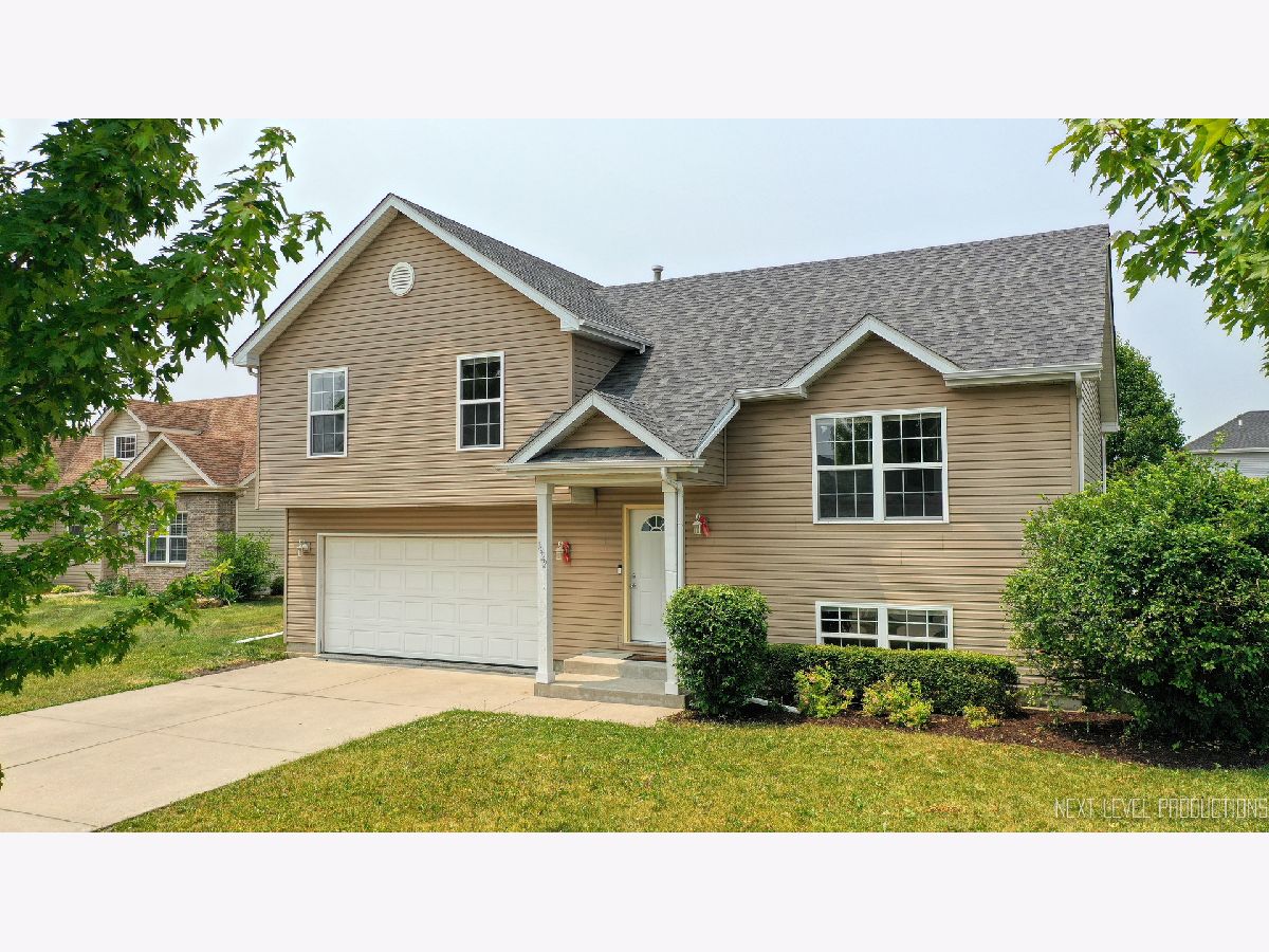 Homes & Condos & Townhomes Sold Deer Ridge Morris Illinois, 1922 Cherry