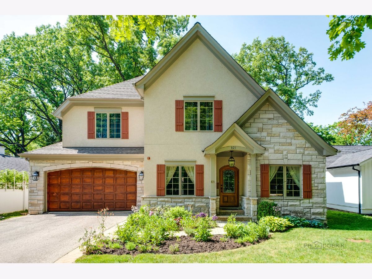 Homes & Condominiums Sold East Lake Bluff Lake Bluff Illinois, 121 Blodgett