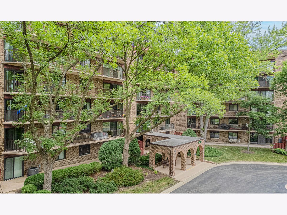 Condominiums Sold Baybrook Palatine Illinois, 35 Baybrook