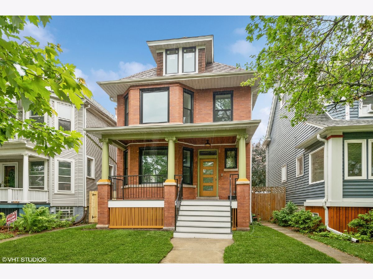Condominiums & Homes Sold Edgewater Glen Chicago Illinois, 1441 Hood