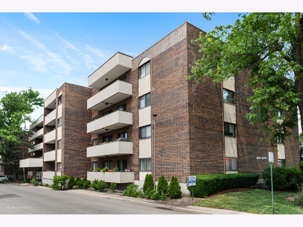 Condominiums Sold Gross Point Towers Skokie Illinois, 9240 Gross Point
