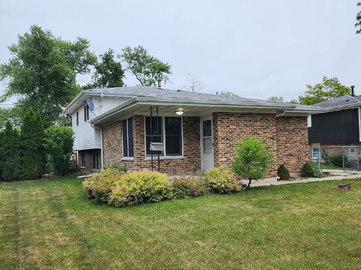 Homes Rented Fieldcrest Oak Forest Illinois, 16419 Laura