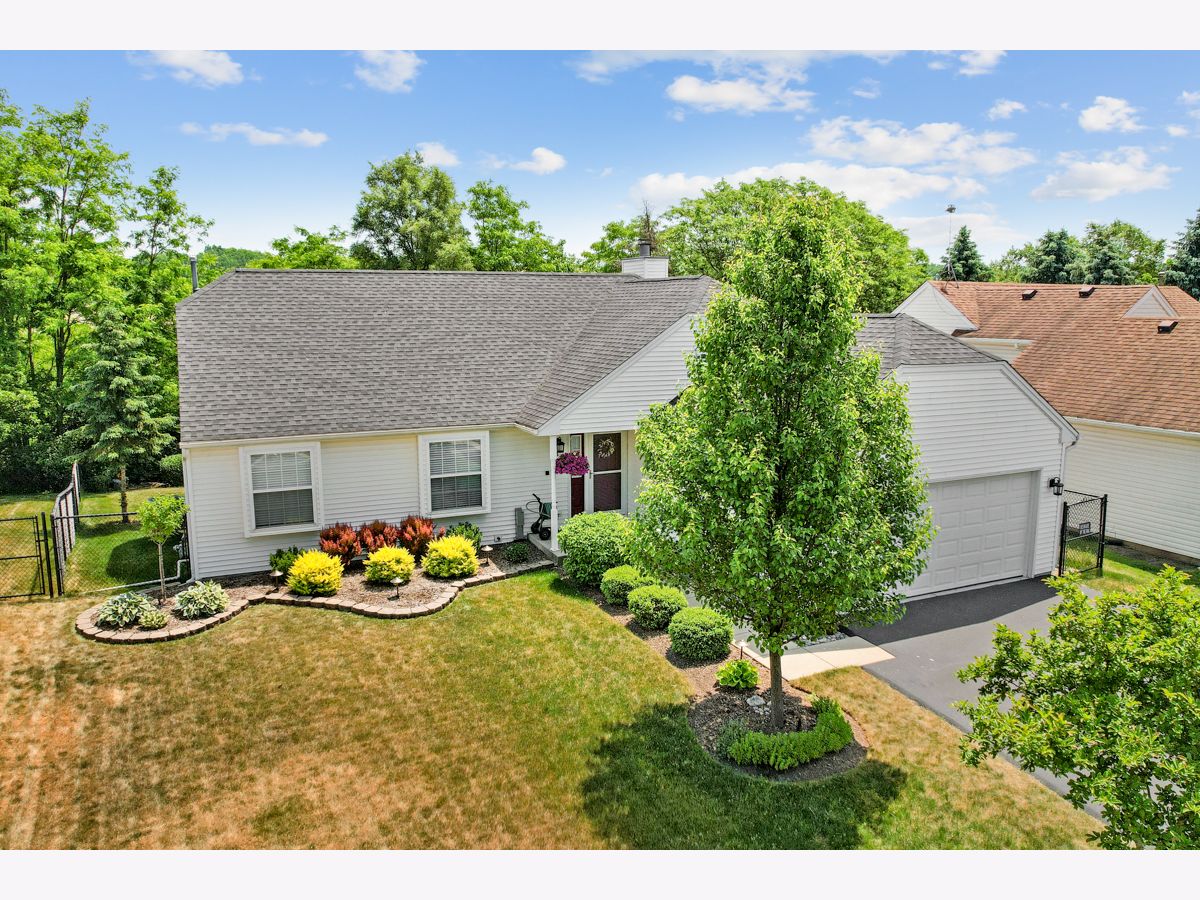 Homes Sold Hidden Valley Lake In The Hills Illinois, 612 Grace