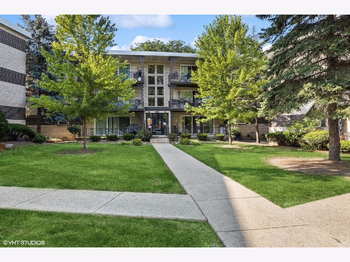 Condominiums Sold Villa Venice La Grange Illinois, 911 8th