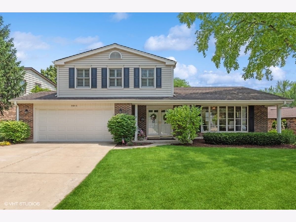 Homes Sold Surrey Ridge West Arlington Heights Illinois, 1011 Haven