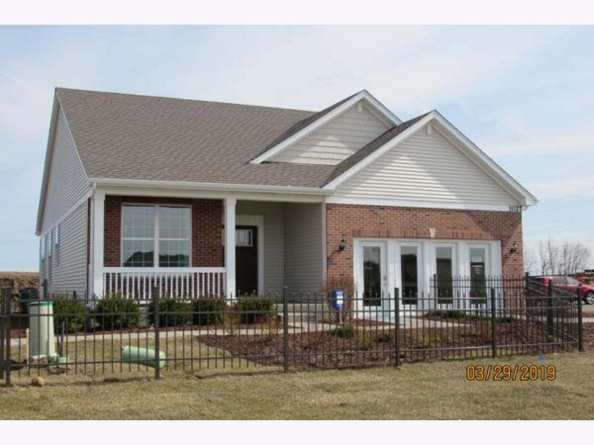 Homes Sold Andare At Woodlore Estates Crystal Lake Illinois, 1027 Honey Locust