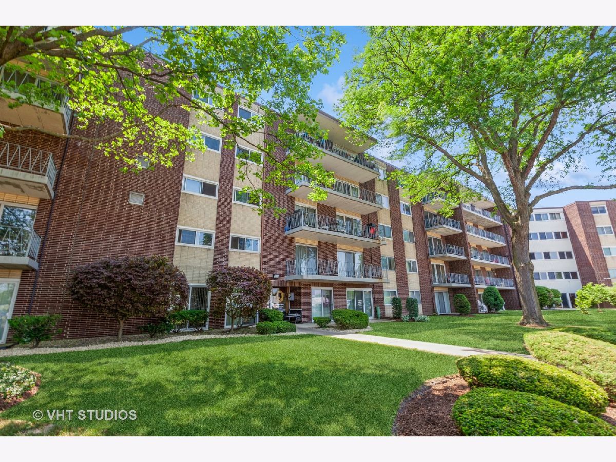 Condominiums Sold Cameo Downers Grove Illinois, 2900 Maple