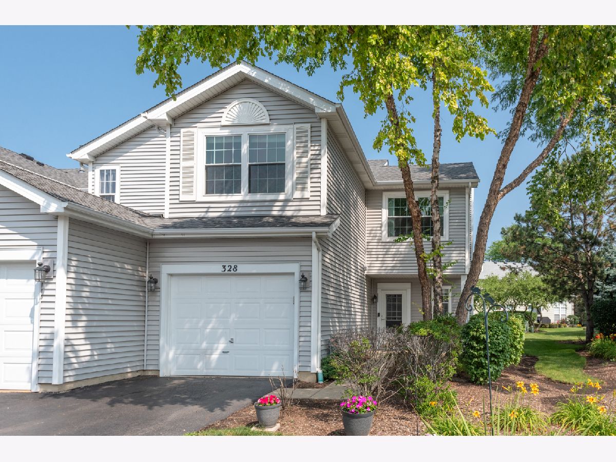 Townhomes Sold Meribel Schaumburg Illinois, 328 Glen Leven