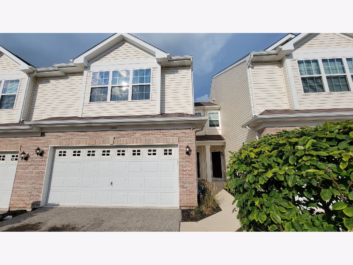 Condos & Townhomes & Homes Rented Tuscany Woods Hampshire Illinois, 1042 Turin