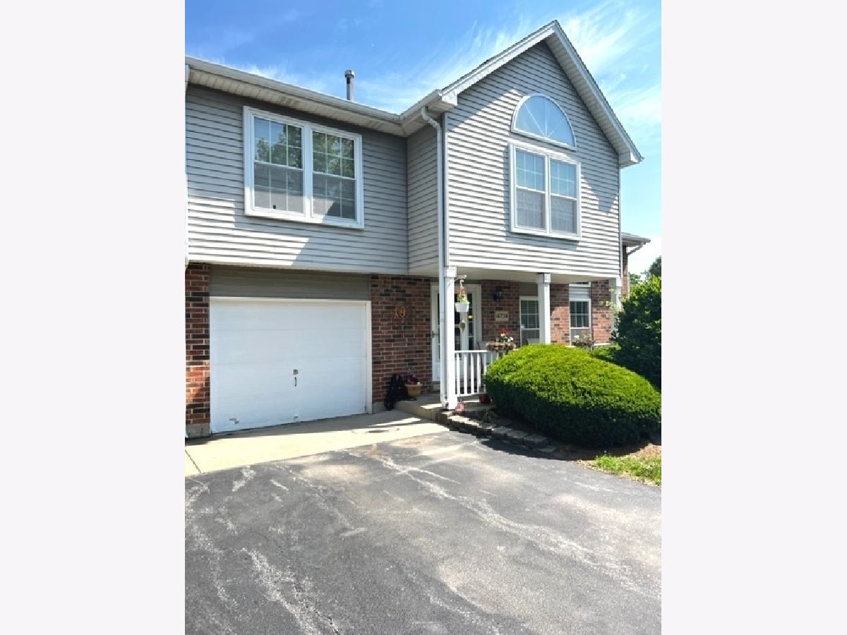 Townhomes Sold Plaintree Meadows Midlothian Illinois, 14734 Kenton