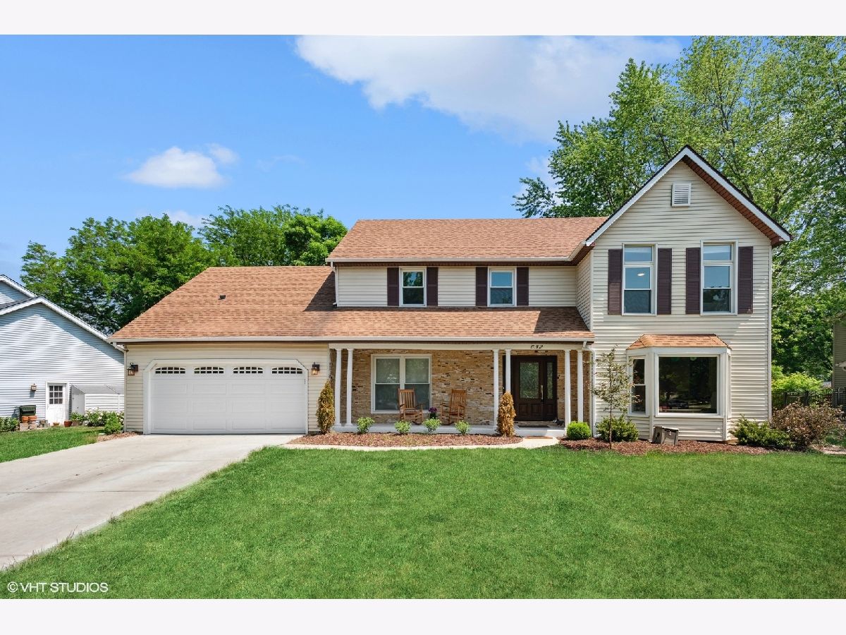 Homes Sold Buttonwood Naperville Illinois, 852 Buttonwood