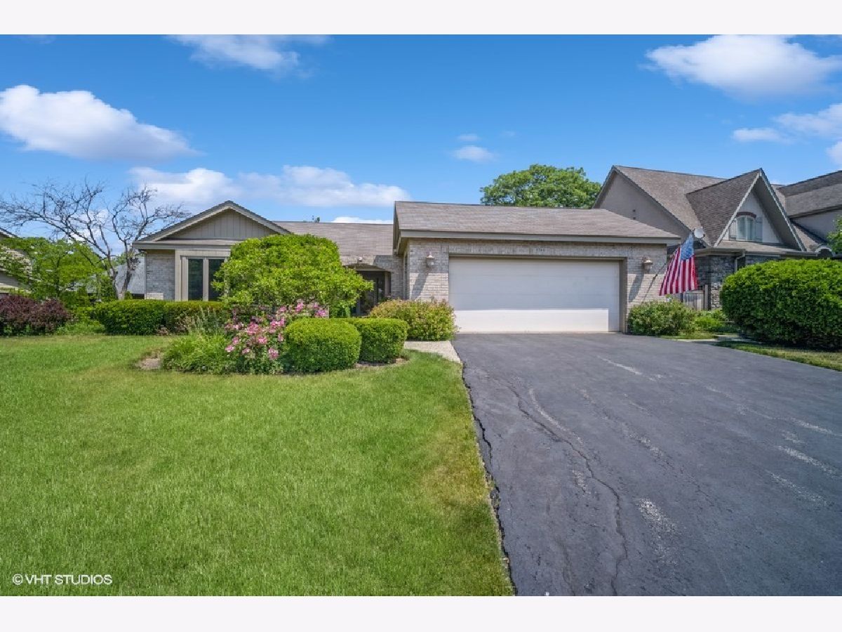 Homes Sold Huntington Northbrook Illinois, 3740 Radcliffe