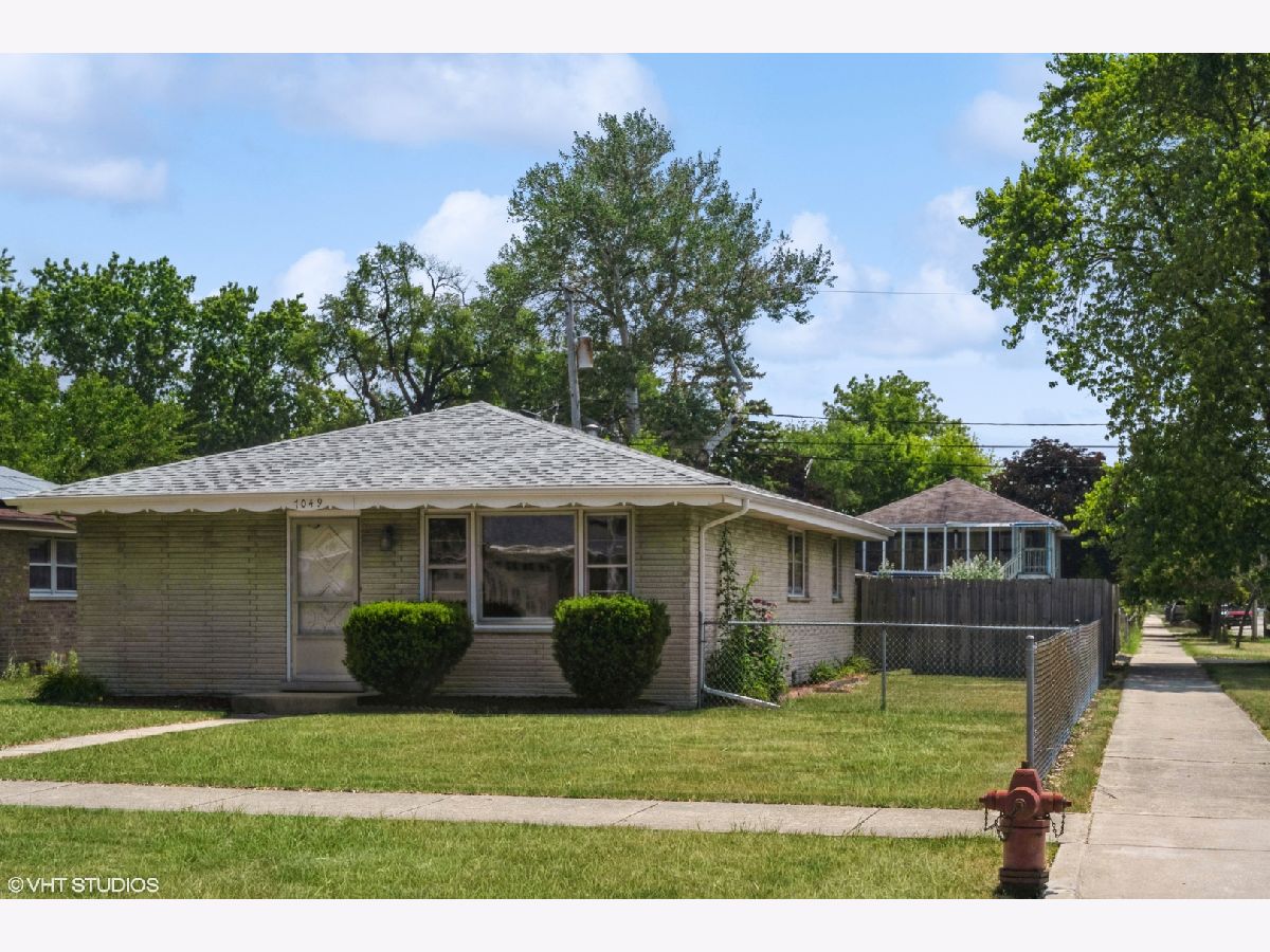  Sold Nottingham Park Illinois, 7049 73rd