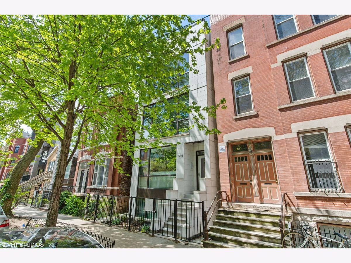 Condos & Townhomes & Homes Rented East Village Chicago Illinois, 1074 Paulina