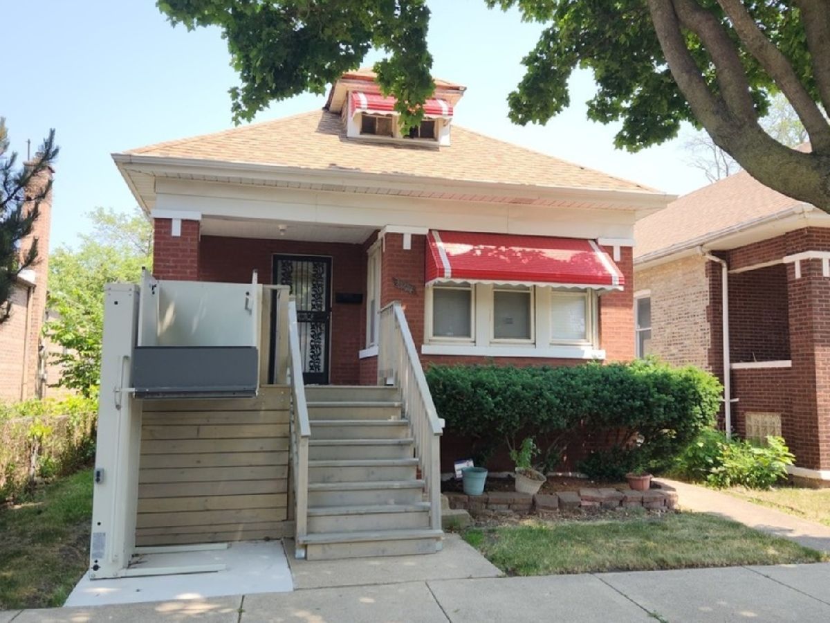 Homes Sold Fernwood Chicago Illinois, 10211 Emerald