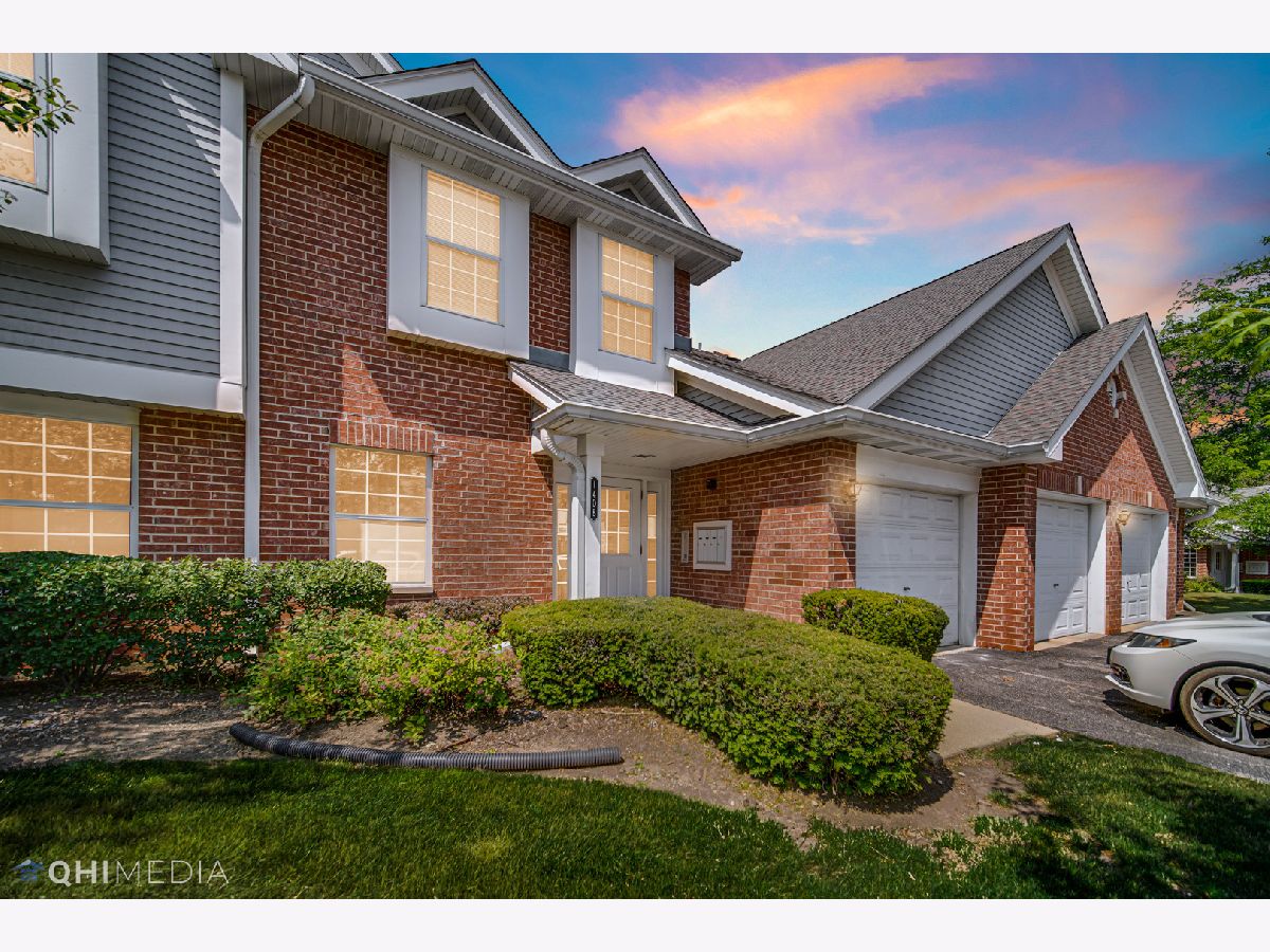 Condominiums Sold Arlington Trails Arlington Heights Illinois, 1408 Crane