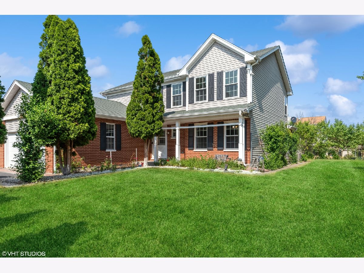 Homes Sold Hickory Oaks Bolingbrook Illinois, 222 Chestnut