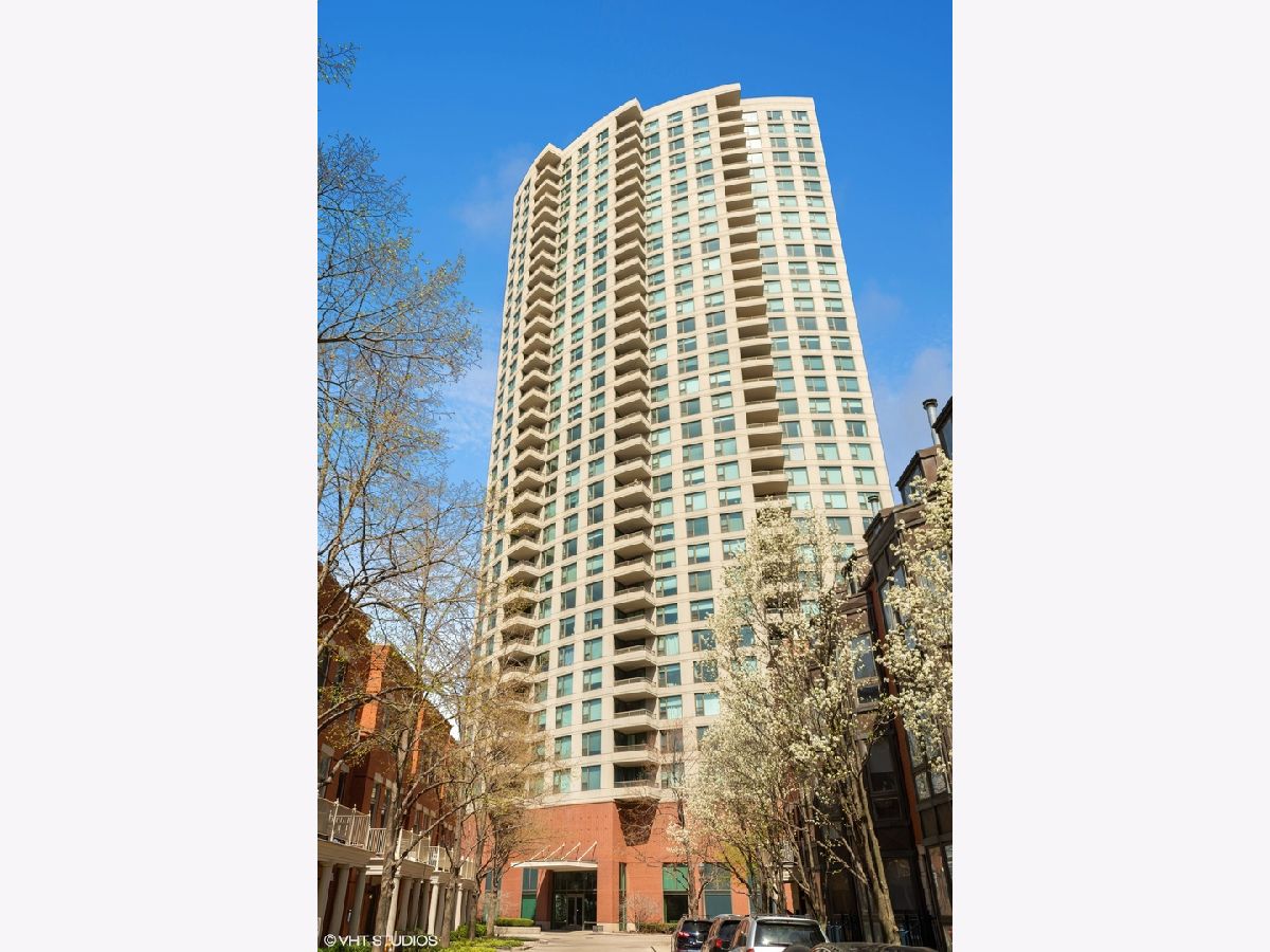 Kinzie Park Chicago IL, Townhomes & Condos For Sale & For Rent Sadie