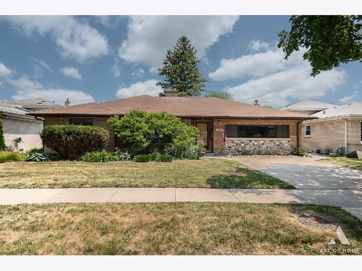 Homes & Condos & Townhomes Sold Oakton Park Skokie Illinois, 7431 Keeler