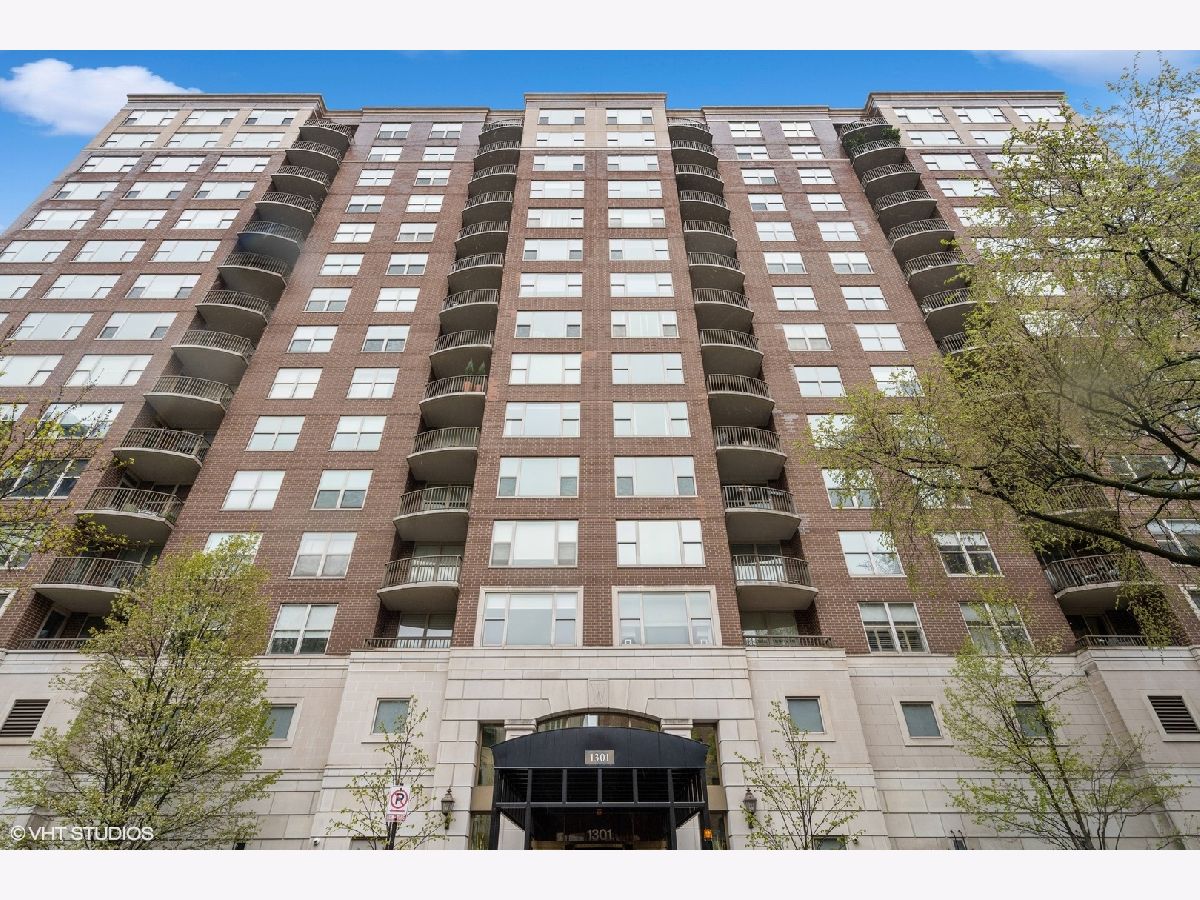 Condominiums Sold The Whitney Chicago Illinois, 1301 Dearborn