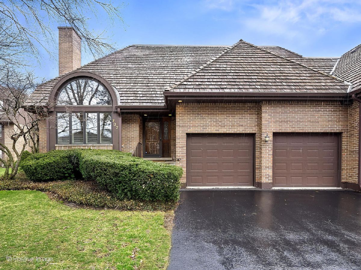 Townhomes Sold Ruth Lake Woods Hinsdale Illinois, 737 Godair