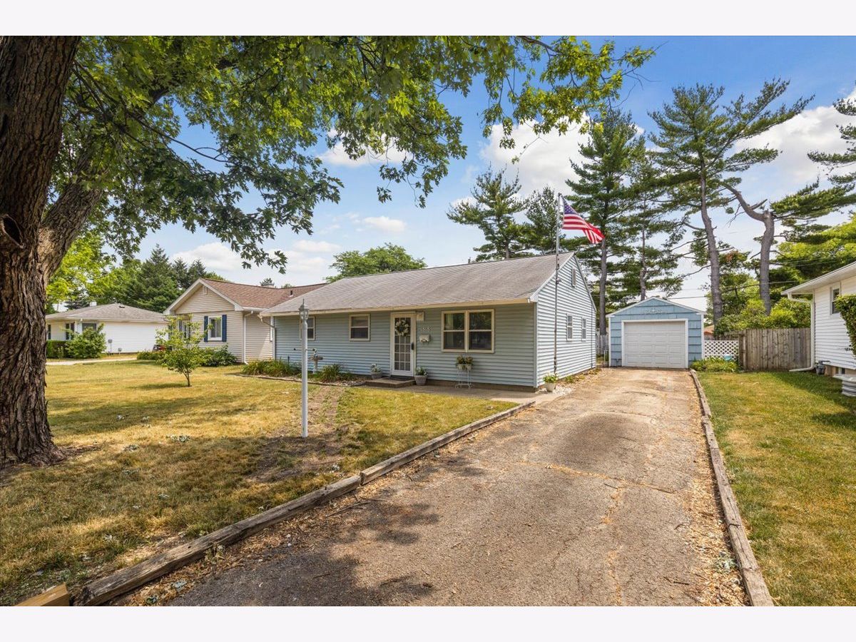 Homes Sold Garden Hills Champaign Illinois, 1818 Melanie