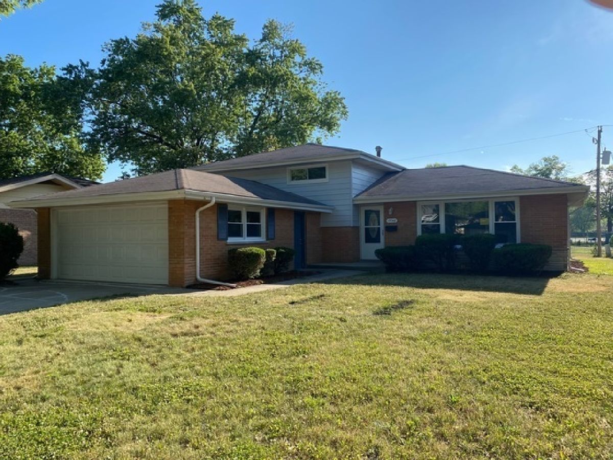 Homes Sold Thorn Lake South Holland Illinois, 17040 Kimbark