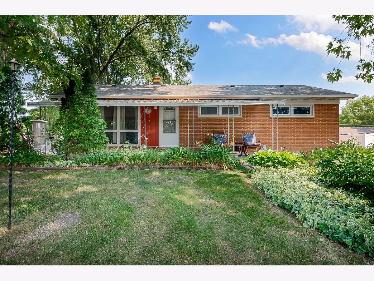Homes Sold Kelvin Grove Lockport Illinois, 1208 Division