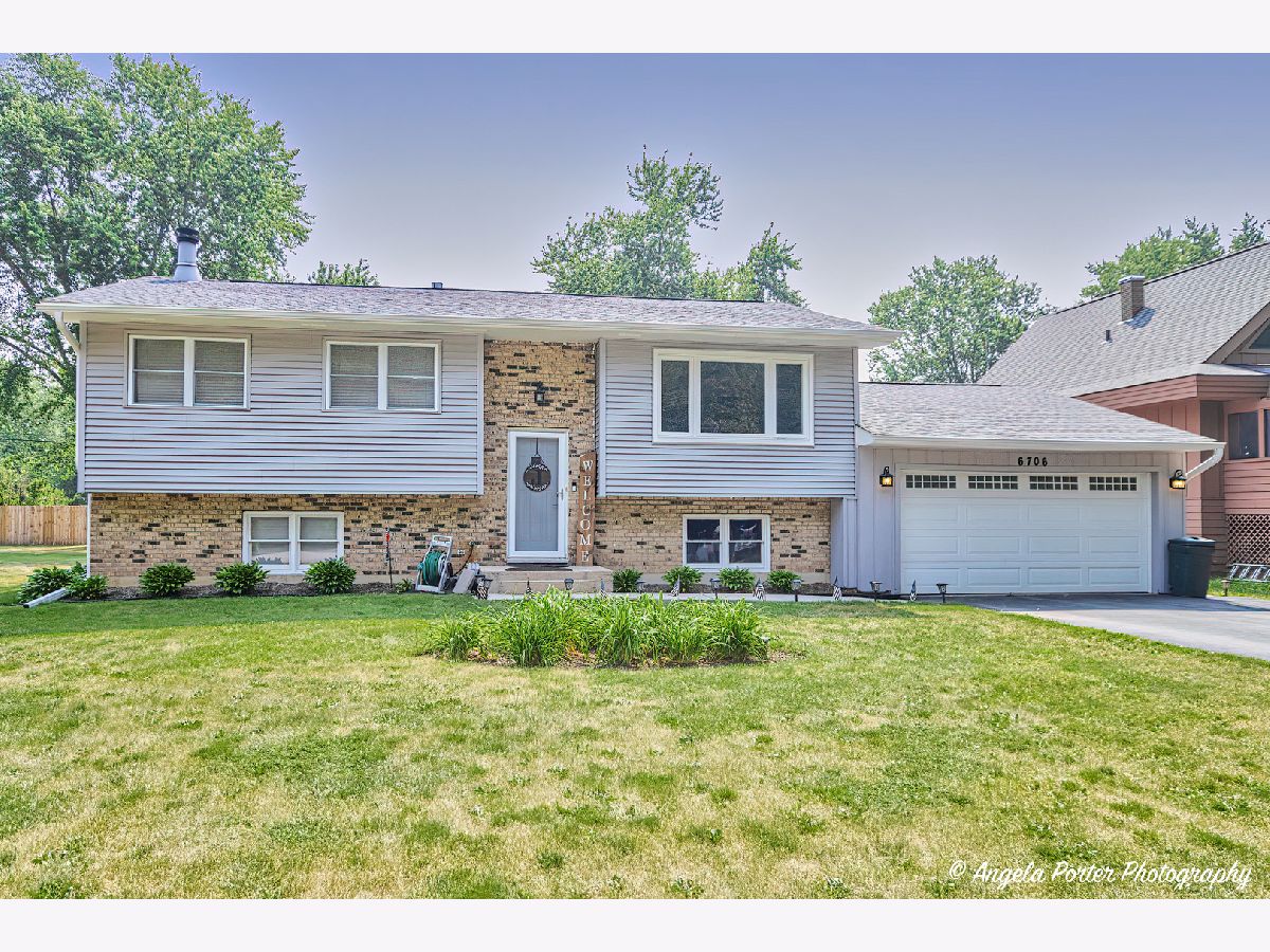 Homes Sold Crystal Lake Gardens Crystal Lake Illinois, 6706 Rose