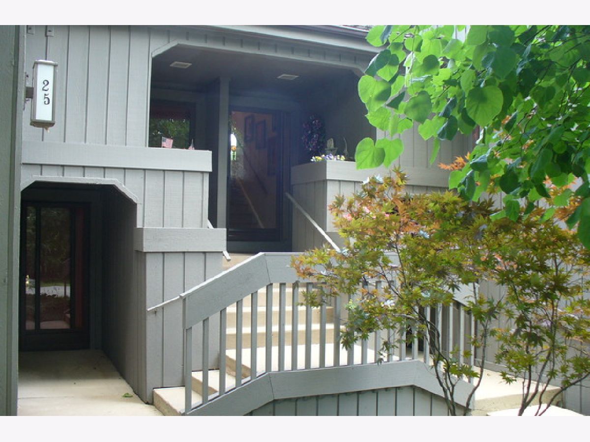  Rented Lake Barrington Illinois, 25B Shoreline