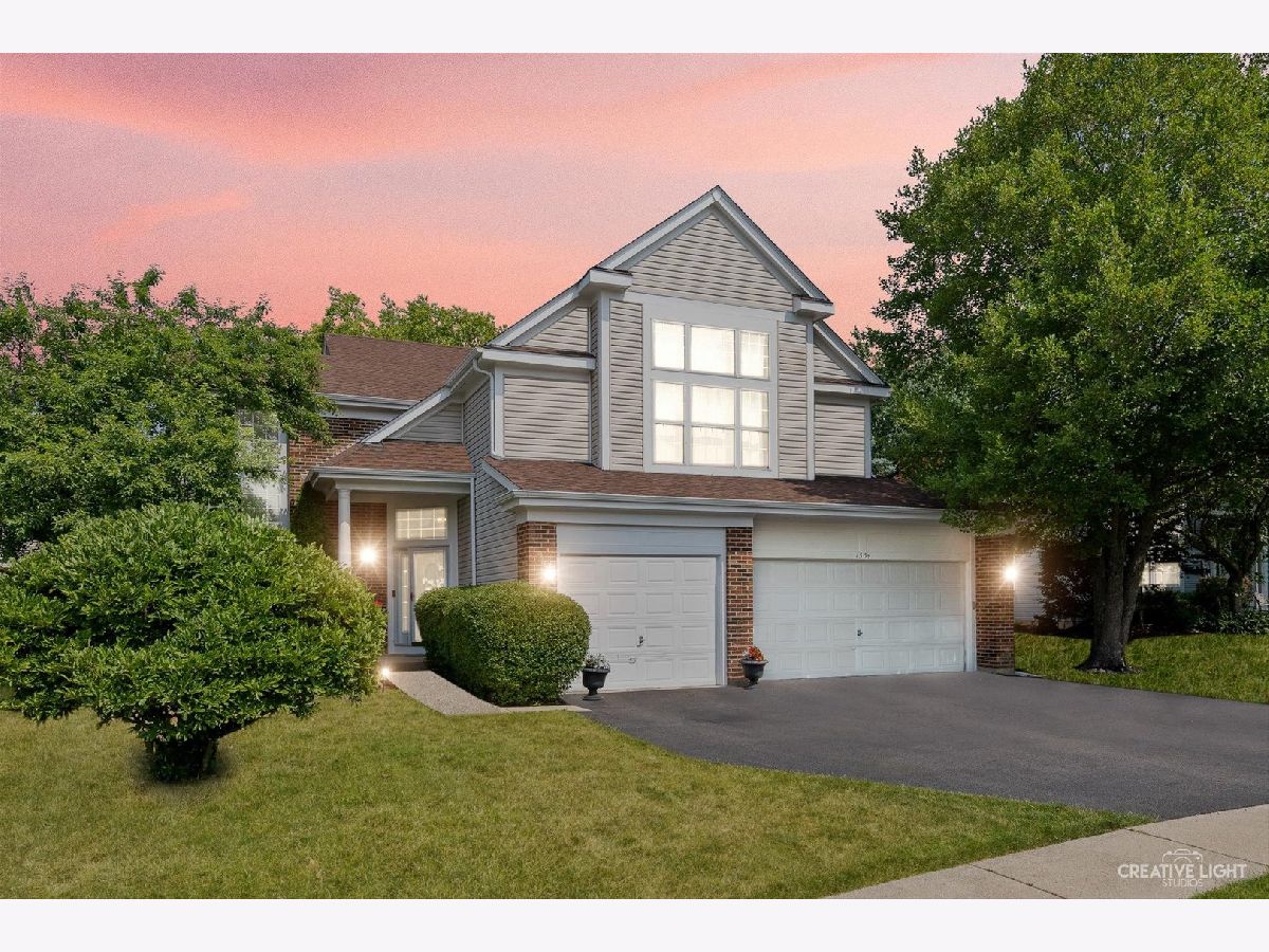 Homes & Townhomes & Condos Sold Fairfax Silvercrest Bartlett Illinois, 1354 Nightingale