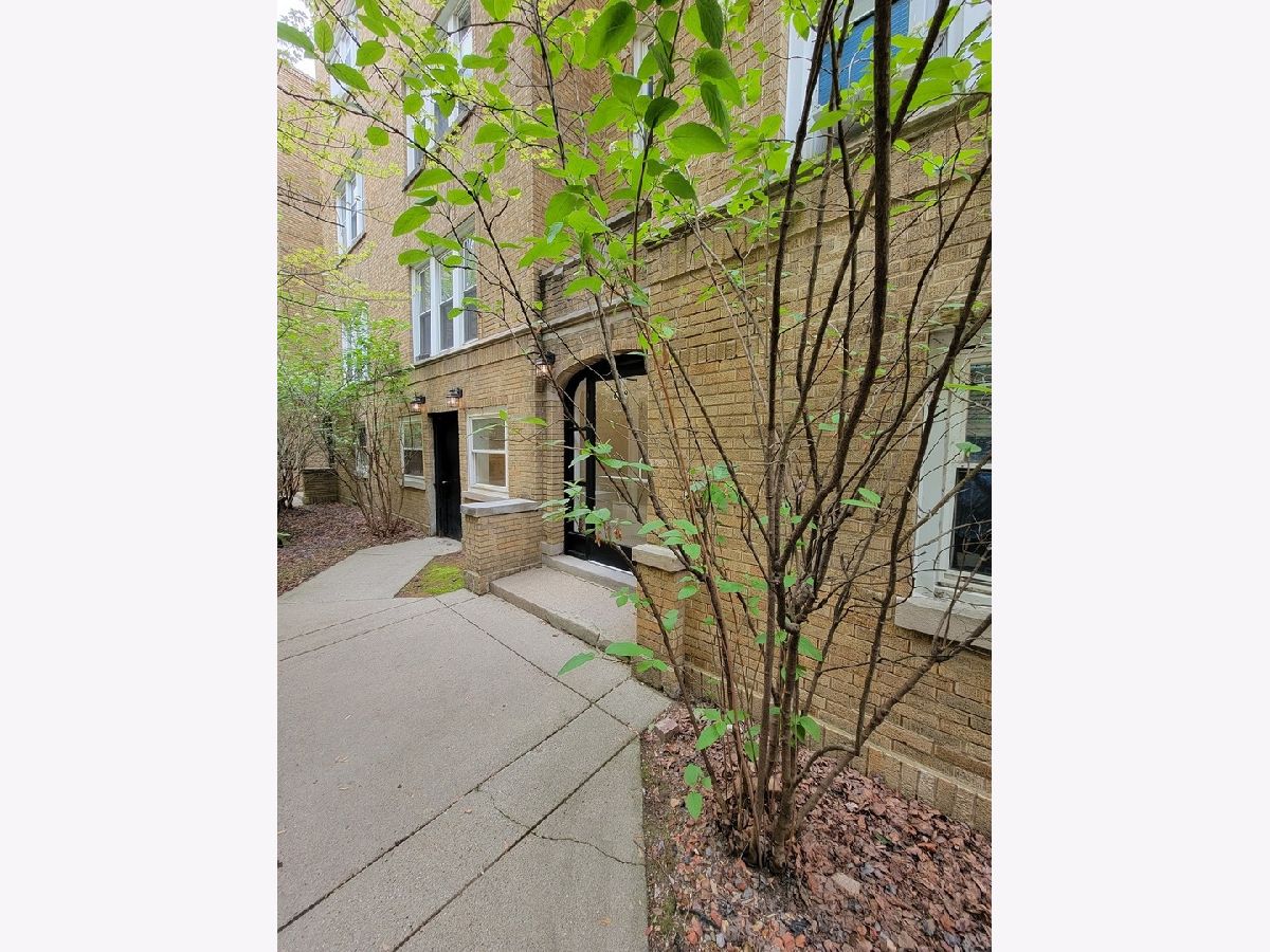 Condominiums & Homes Rented Lincoln Park 2520 Chicago Illinois, 683 Wrightwood