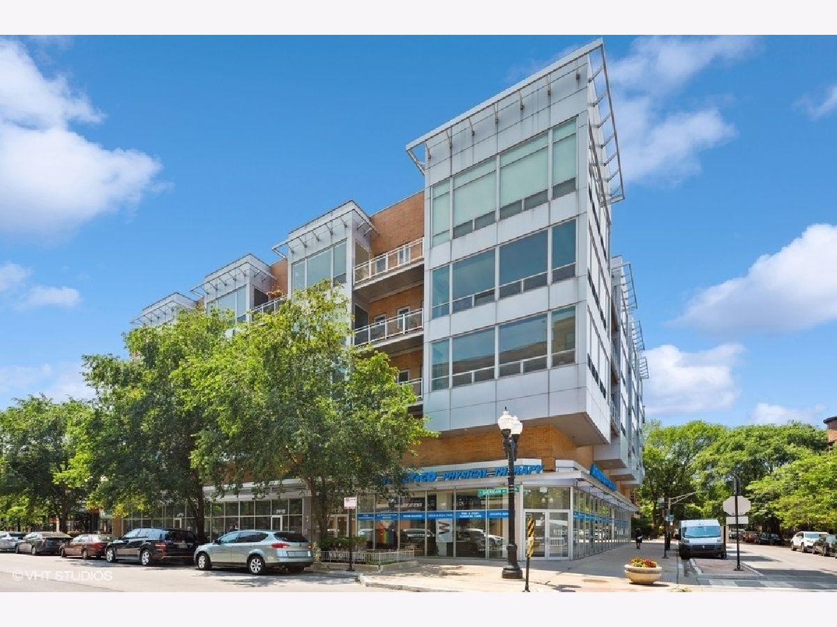 Condominiums Sold Lakeview Station Chicago Illinois, 3920 Sheridan
