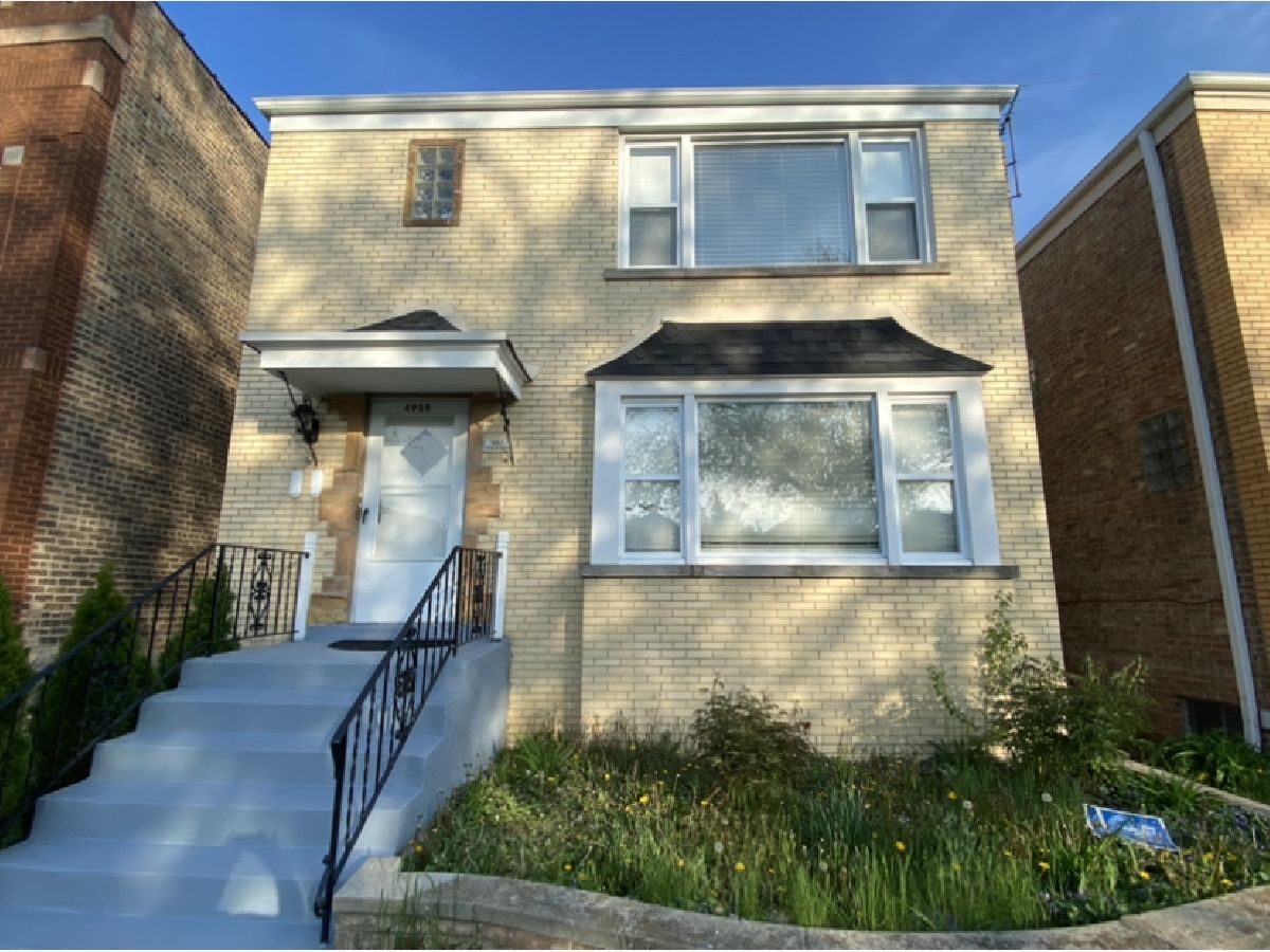 Homes & Condominiums Rented North Mayfair Chicago Illinois, 4955 Kilpatrick
