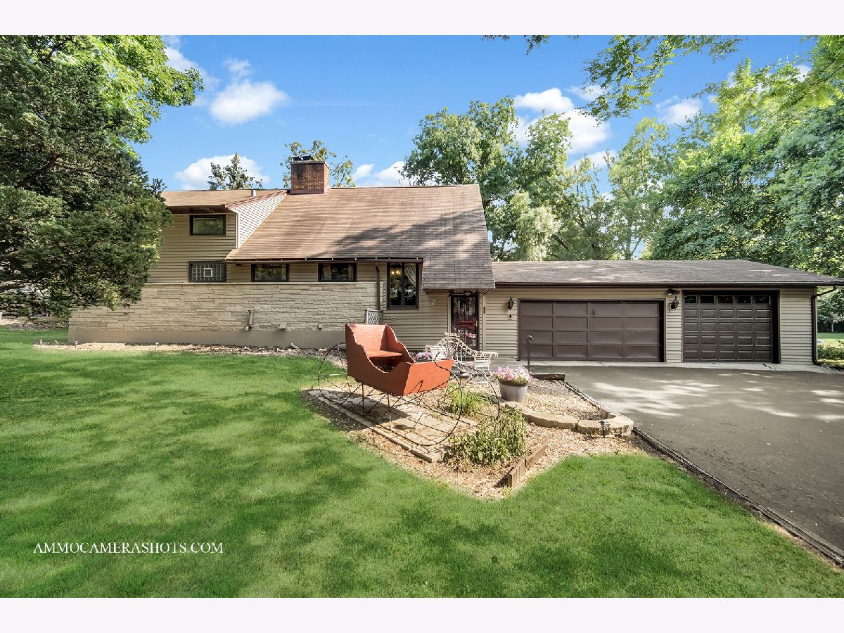Homes Sold Northwoods West Chicago Illinois, 27W703 Robin