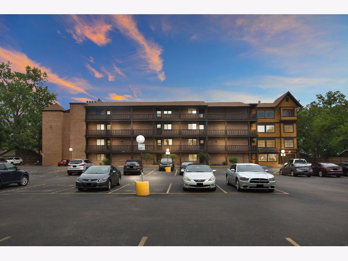 Condominiums Sold Harbour Club Wauconda Illinois, 460 Main