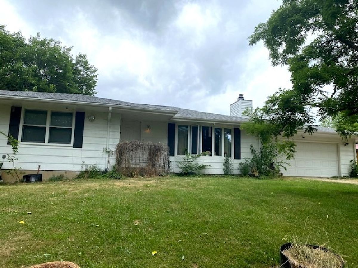  Sold Mark Illinois, 236 Hennepin