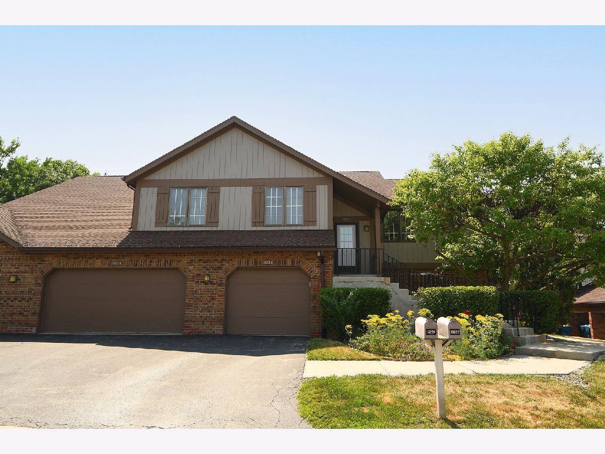 Oak Hills Palos Heights IL, Condos & Townhomes For Sale & For Rent