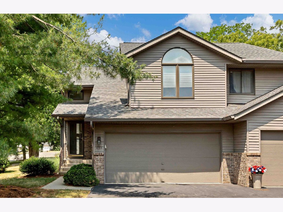 Townhomes Sold Berkshire Place Crystal Lake Illinois, 454 Berkshire