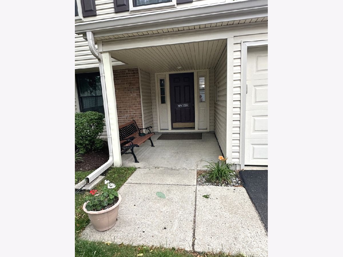 Condos & Townhomes Sold Highlake Winfield Illinois, 0N120 Windermere