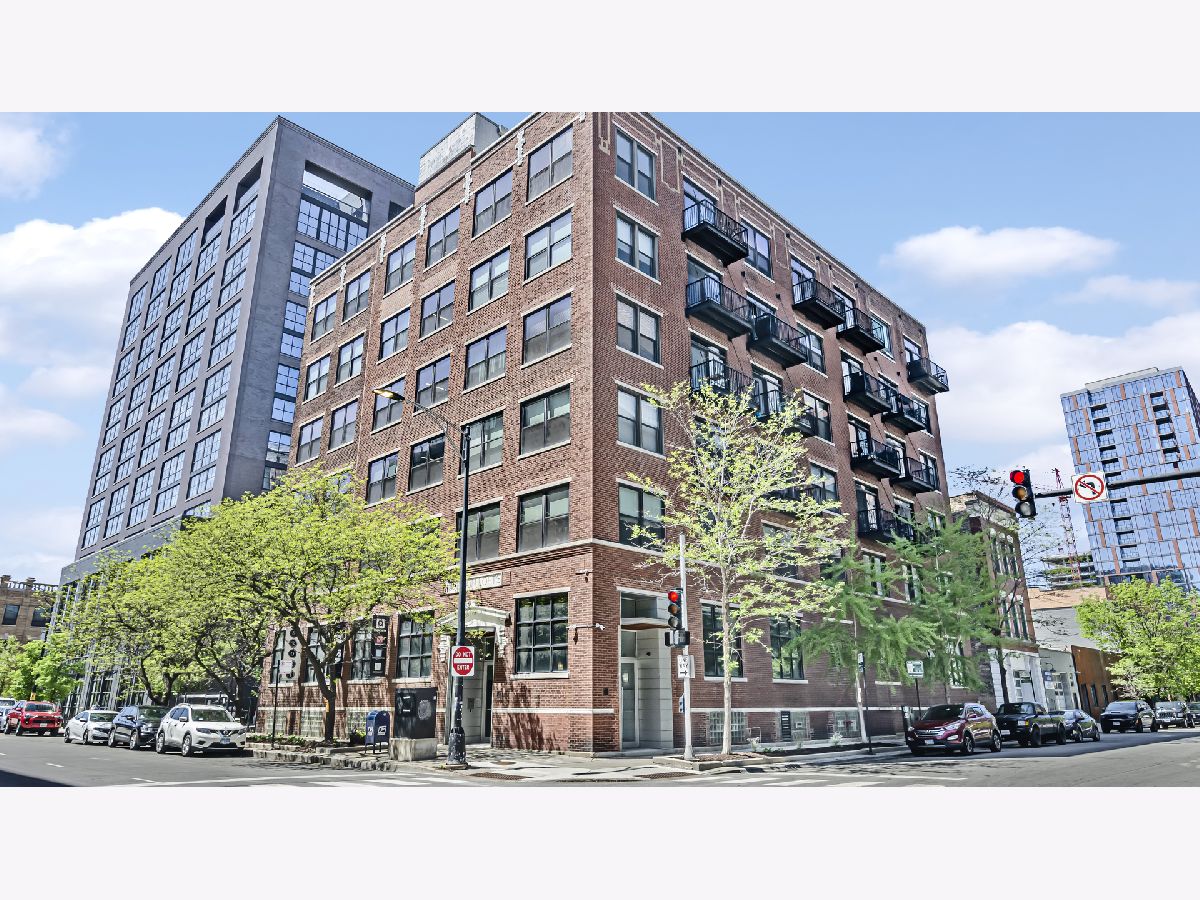 Condominiums Sold Brixton Lofts Chicago Illinois, 106 Aberdeen