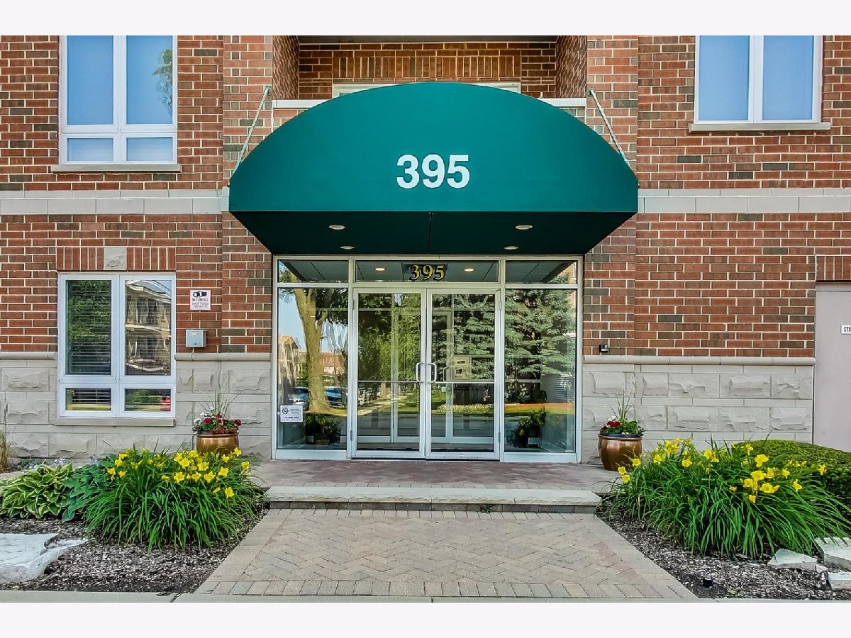 Condominiums Sold Monteclare Condominiums Des Plaines Illinois, 395 Graceland