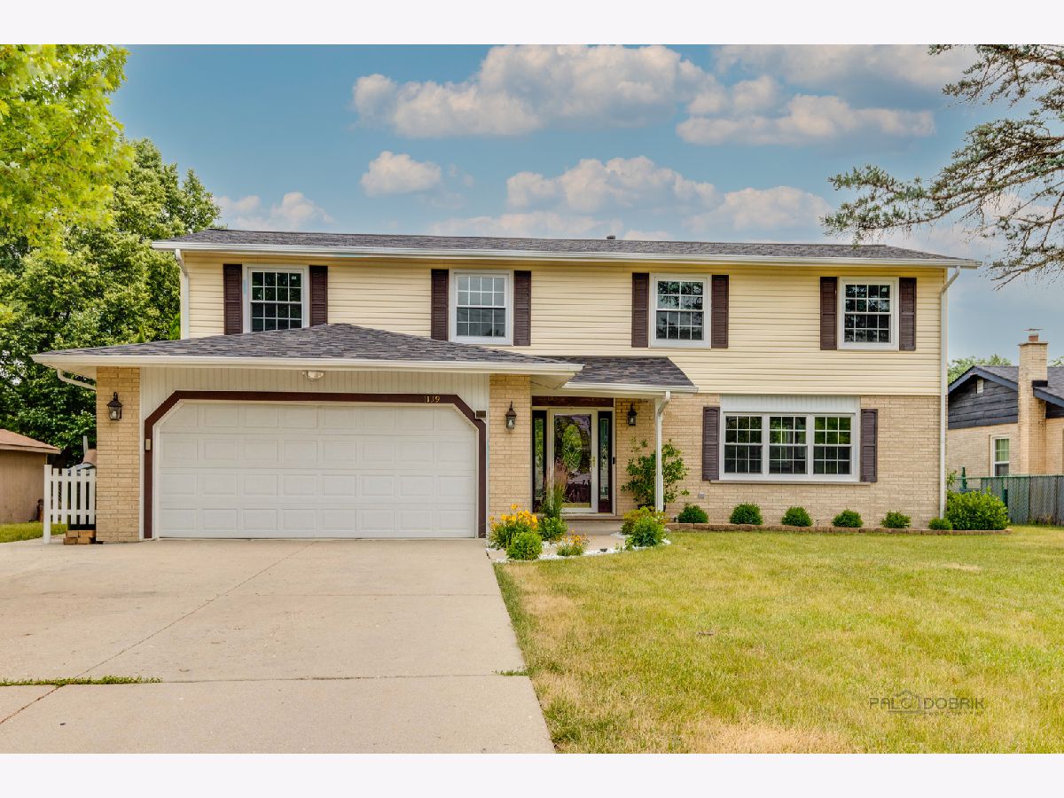 Homes Sold English Valley Palatine Illinois, 1139 Smith