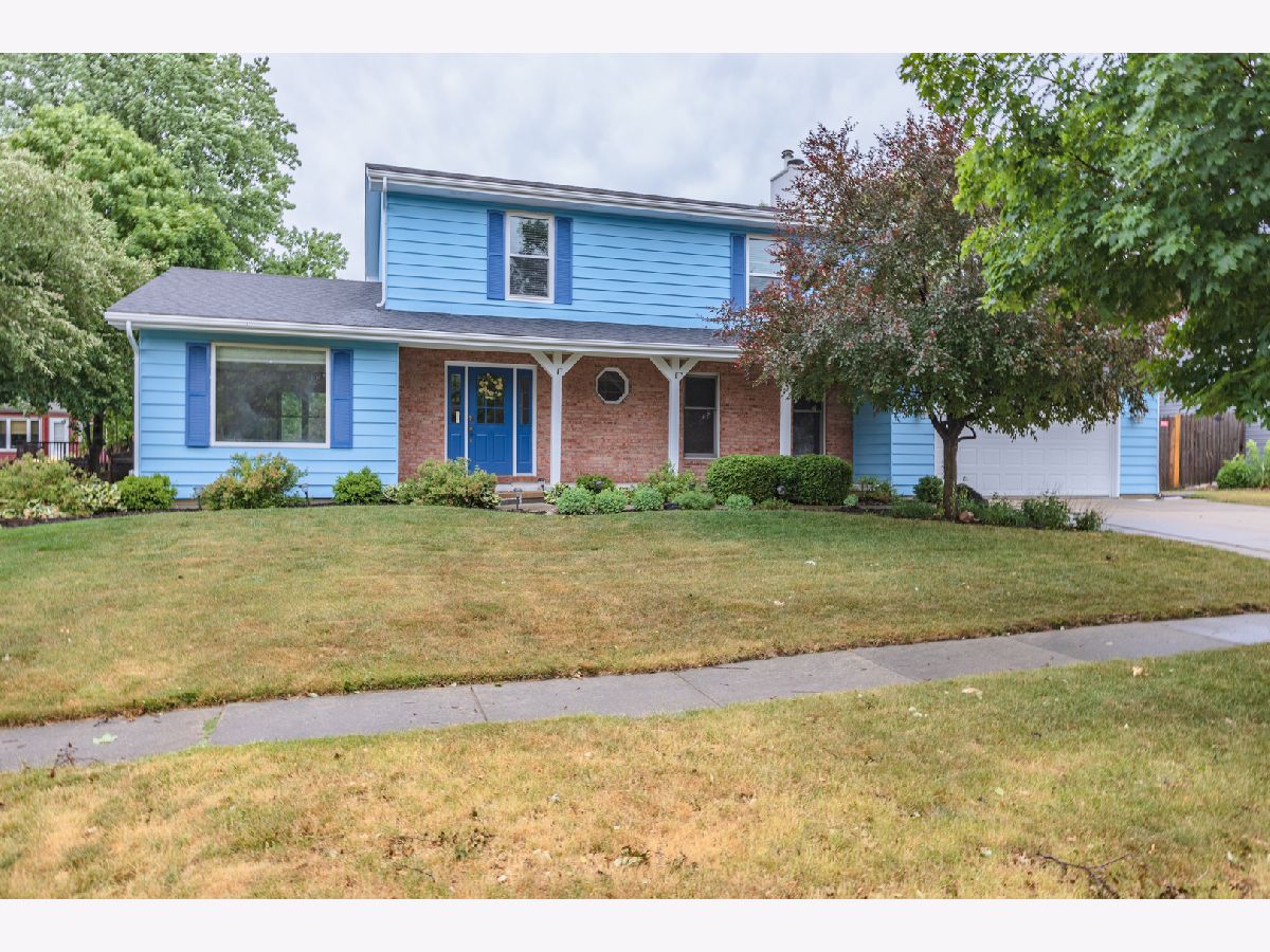 Homes & Condos & Townhomes Sold Eastmoor Bloomington Illinois, 1215 Dianne