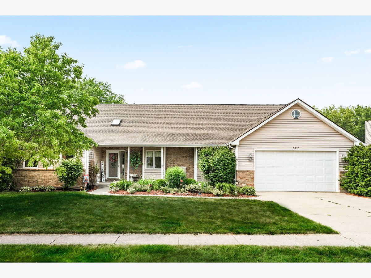 Homes & Condos & Townhomes Sold Meadow Trail Dekalb Illinois, 3335 Meadow