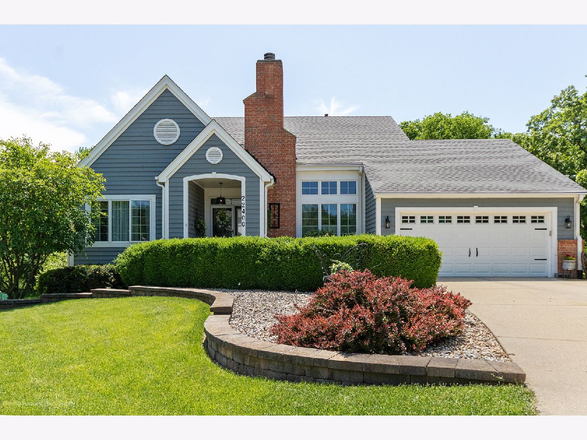 Homes Sold Camelot Shorewood Illinois, 22400 Newcastle