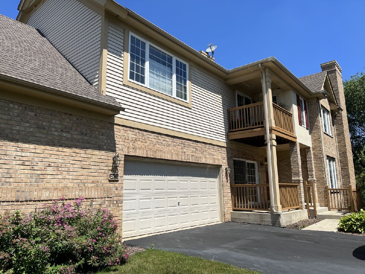 Townhomes & Condos Sold Westgate Valley Townhome Palos Heights Illinois, 1205 Spyglass