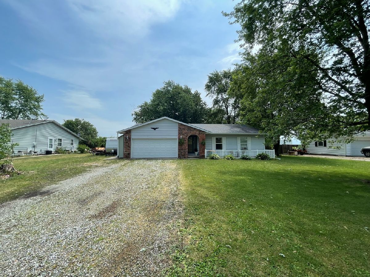  Sold Camargo Illinois, 505 Vine